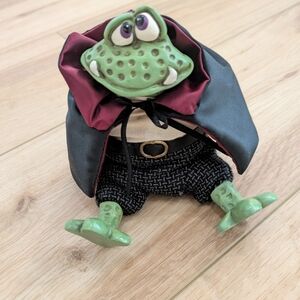 Russ Lil Treaters Frogula Halloween Vampire Frog Vintage